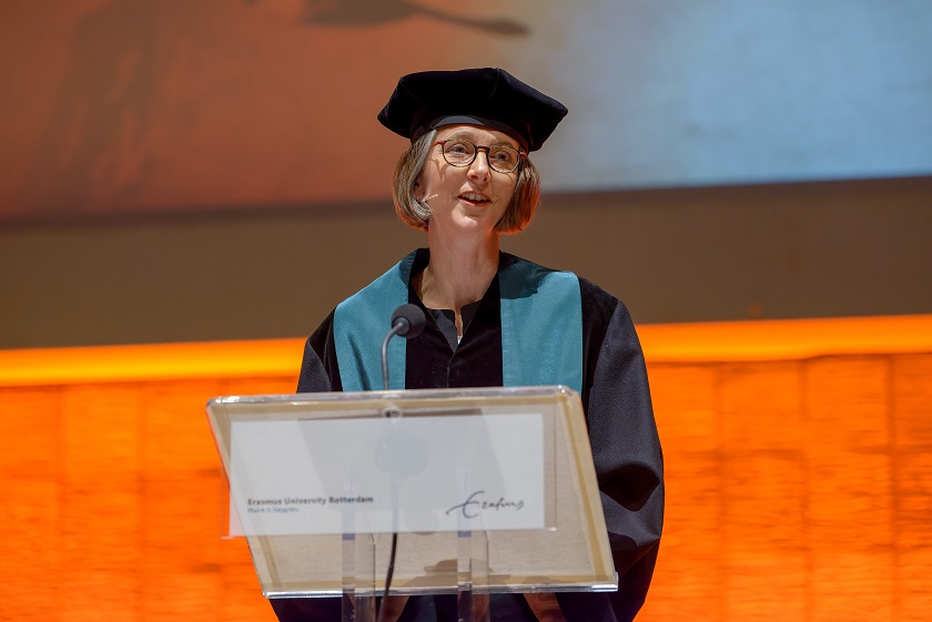Wilma van der Scheer spreekt haar rede uit. Foto: Yvonne Witte